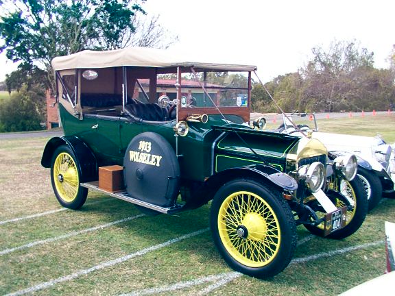 Early Wolseley 1913 model