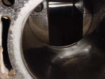 The weld at the bootom of the cylinder did not hold